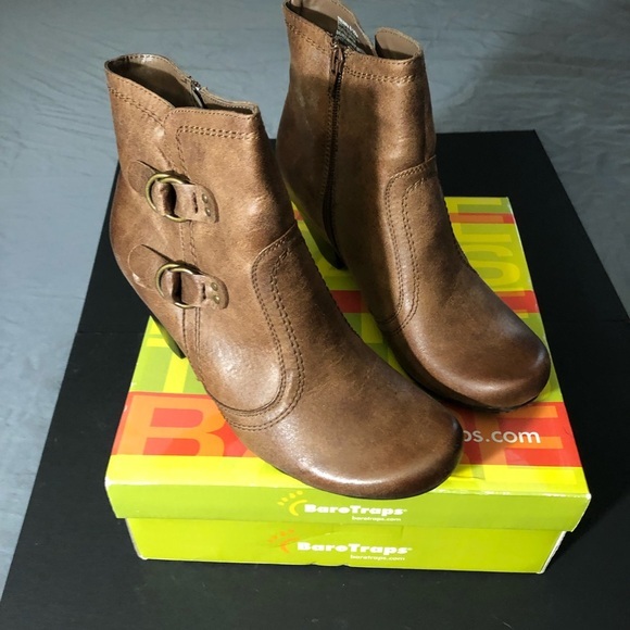 SOLD!!! NWB bare traps New boots SZ 8.5 with box - Picture 2 of 7